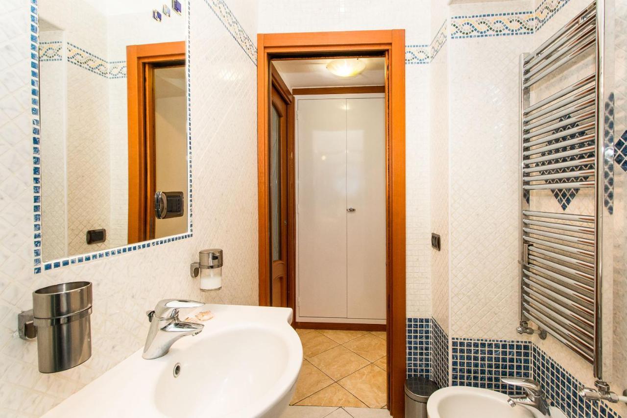 Piazza Bengasi Cozy Apartment トリノ エクステリア 写真